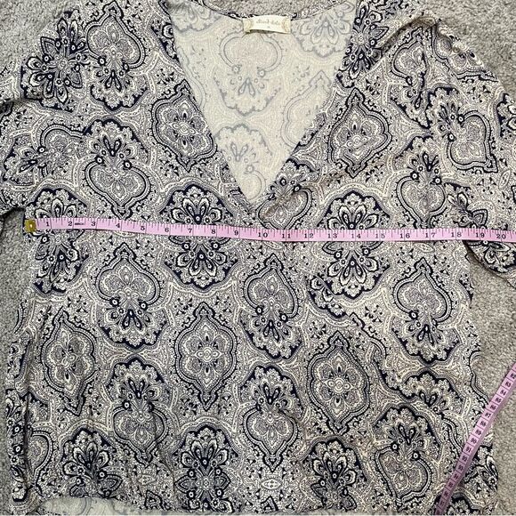 Altar’d State Blue and Tan Patterned Bell Sleeve Cross Over Blouse Size M - Picture 15 of 15